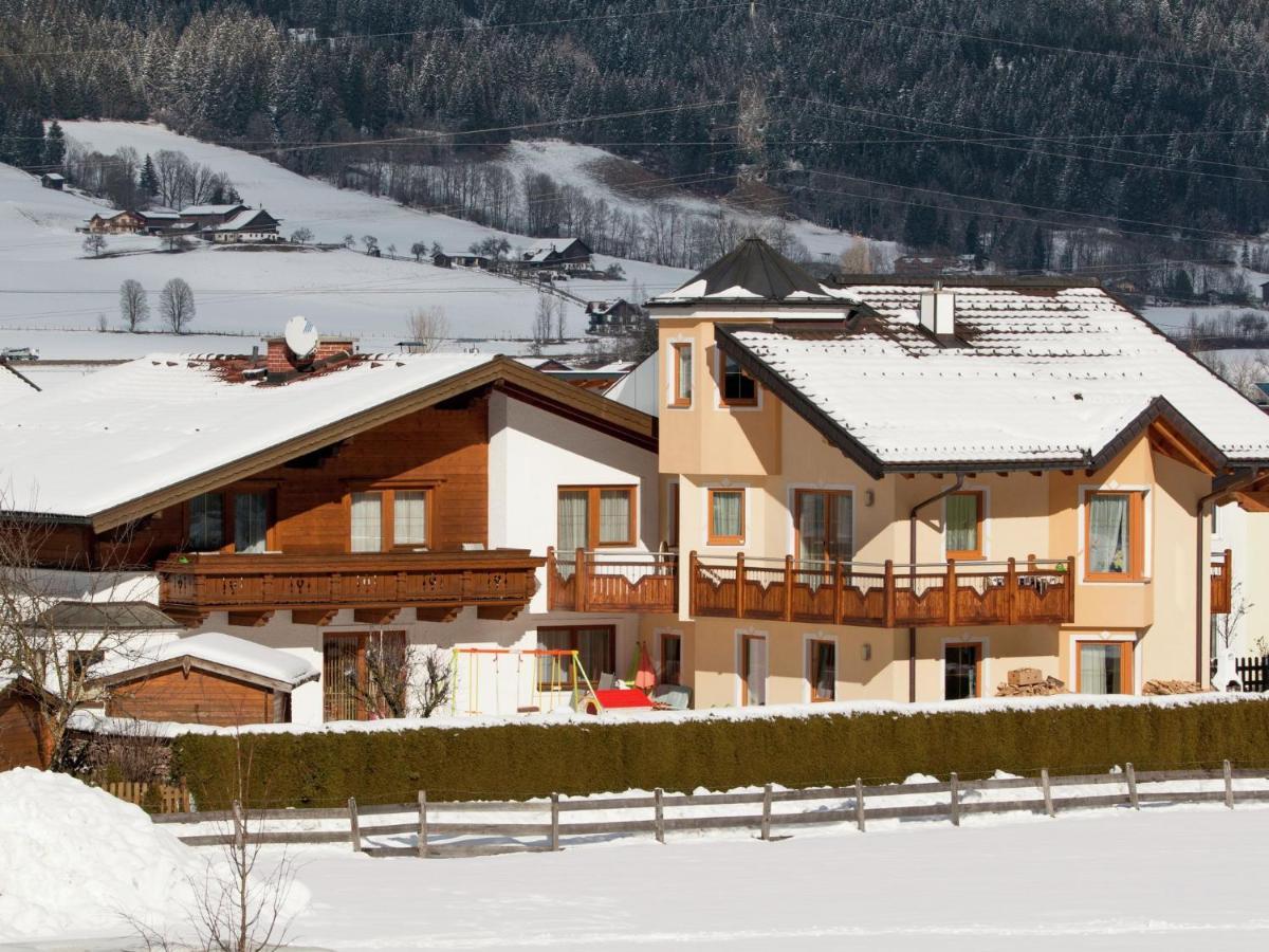 Apartment In Altenmarkt In Pongau Near Ski Area Altenmarkt im Pongau Bagian luar foto