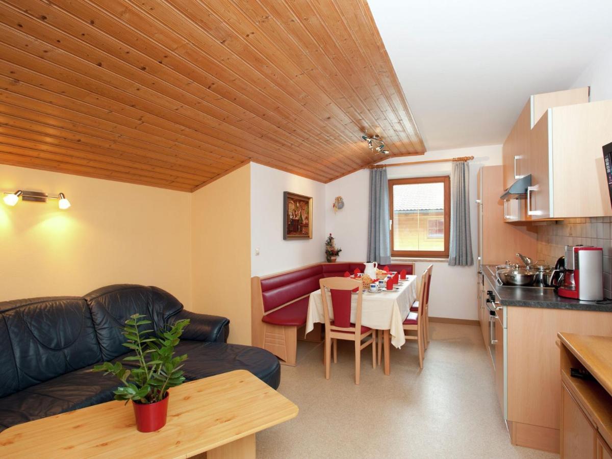 Apartment In Altenmarkt In Pongau Near Ski Area Altenmarkt im Pongau Bagian luar foto