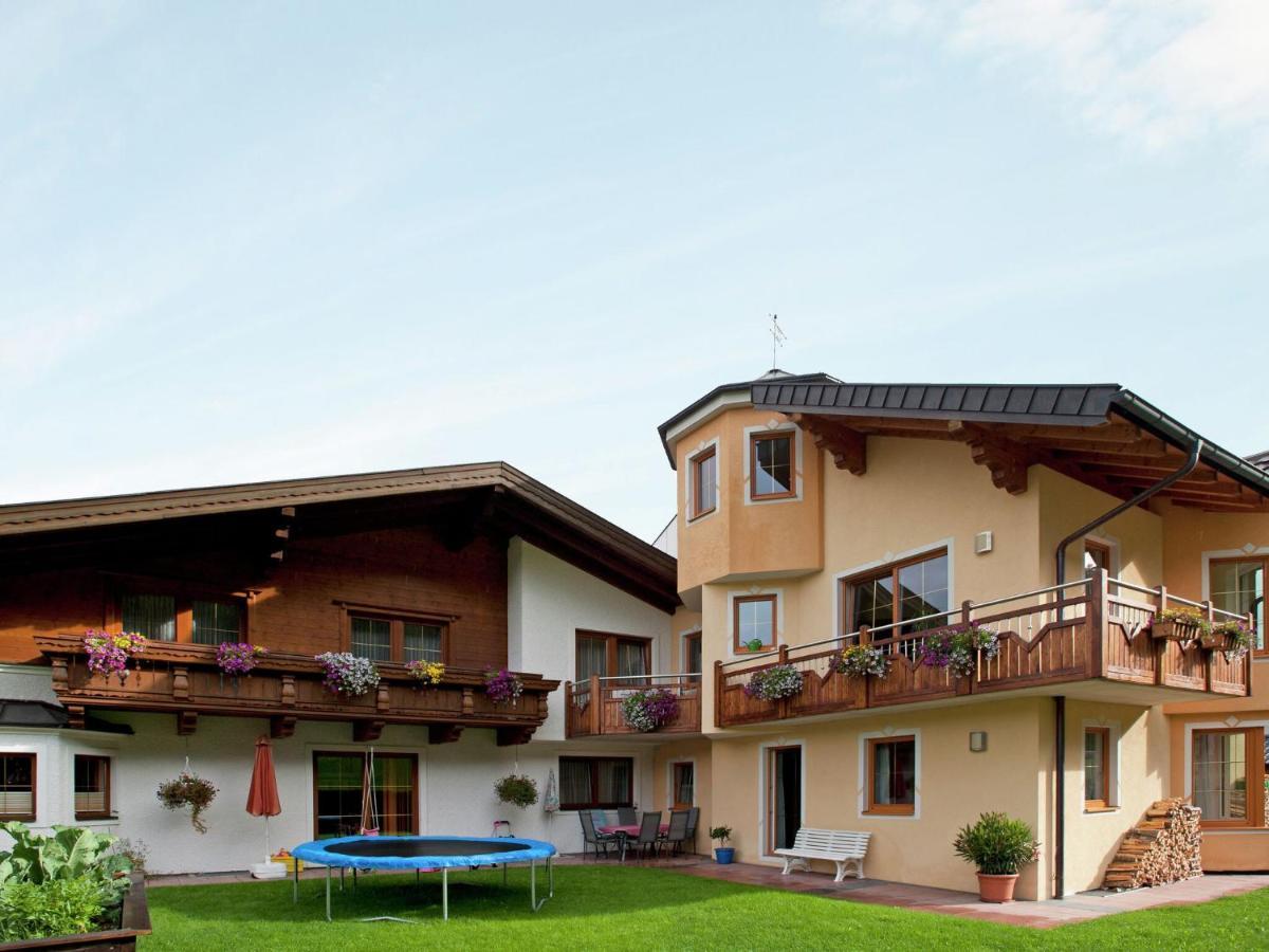 Apartment In Altenmarkt In Pongau Near Ski Area Altenmarkt im Pongau Bagian luar foto